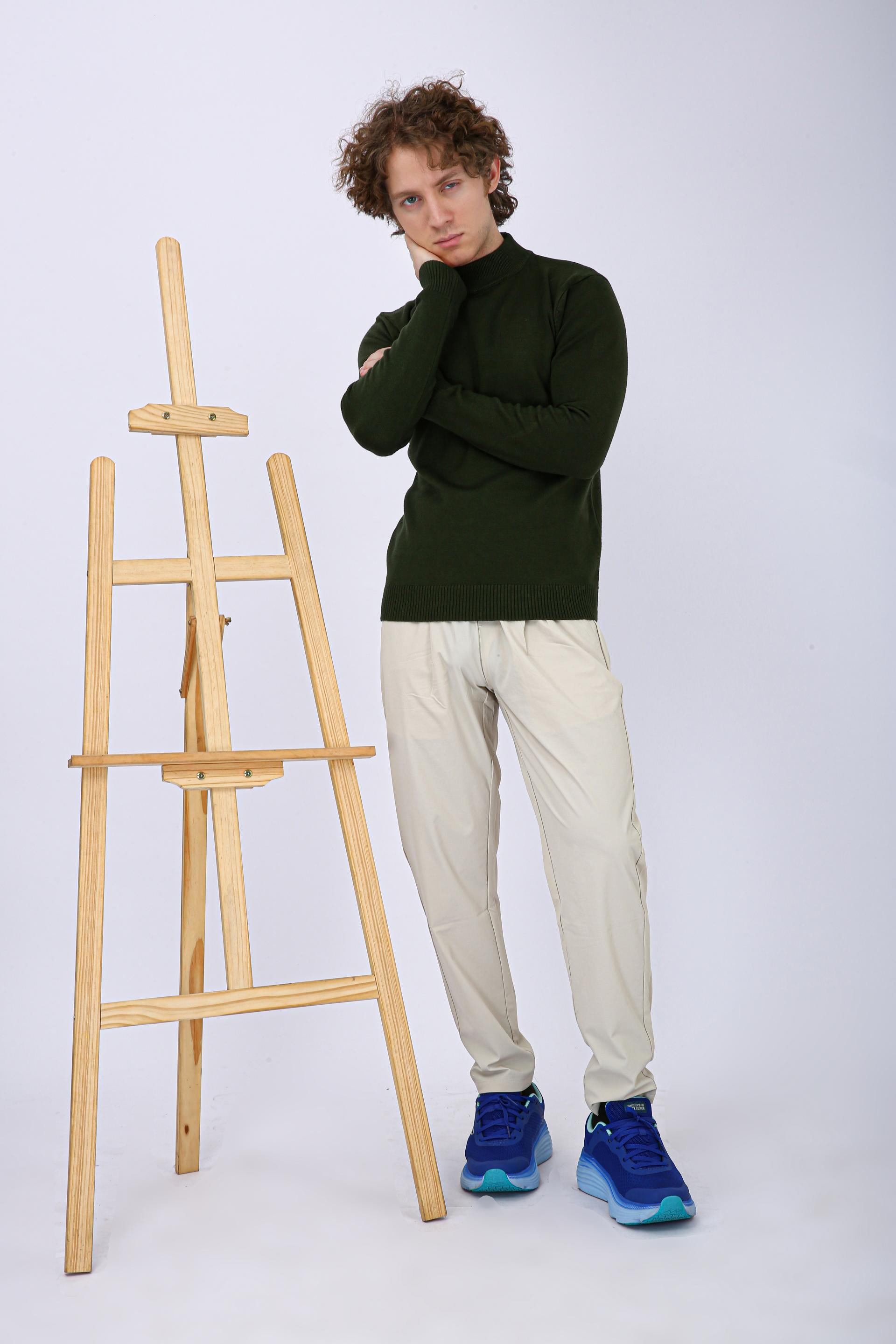 Men's Premium Diamond Knit Turtleneck Sweater - Green Plain Short Neck