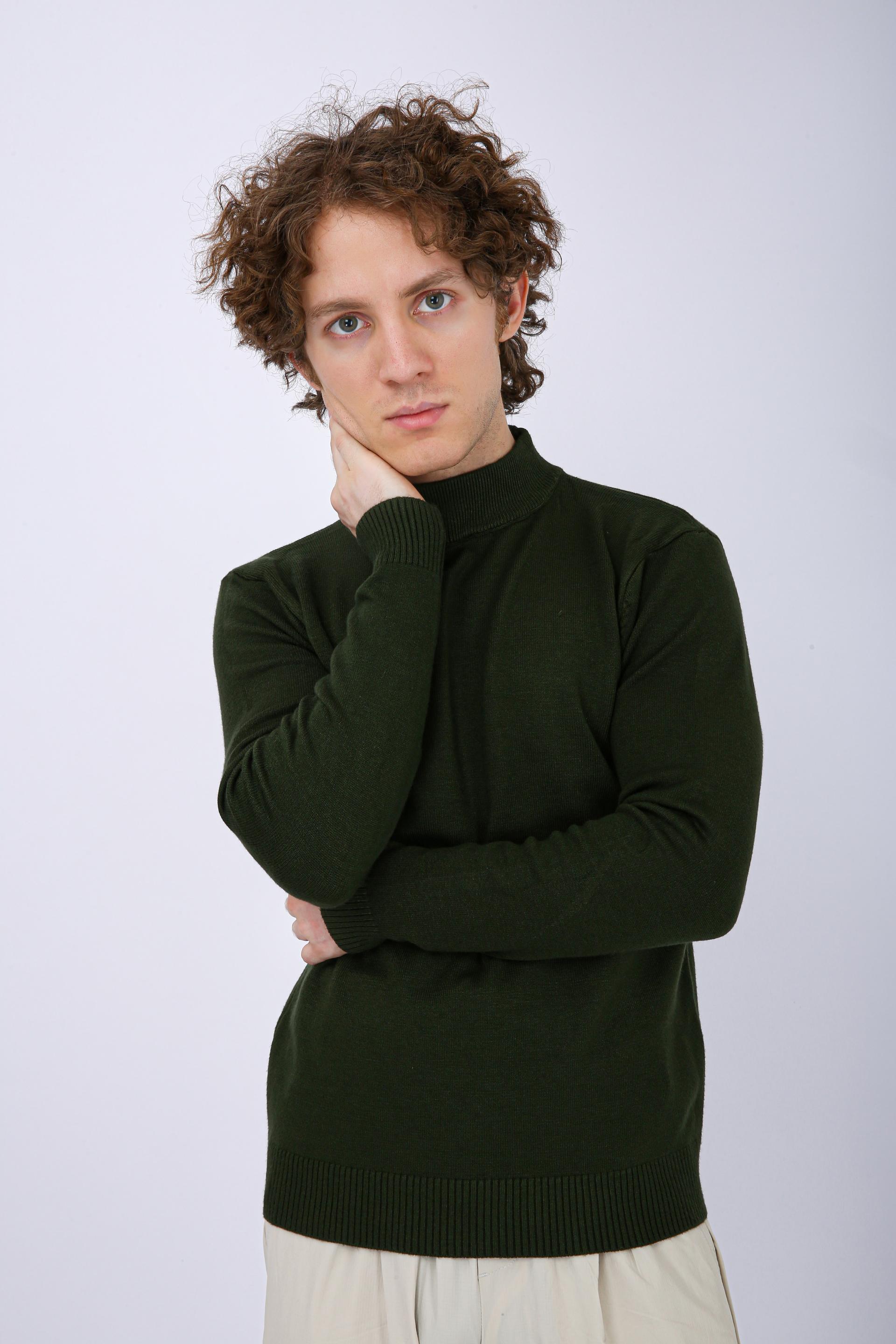 Men's Premium Diamond Knit Turtleneck Sweater - Green Plain Short Neck