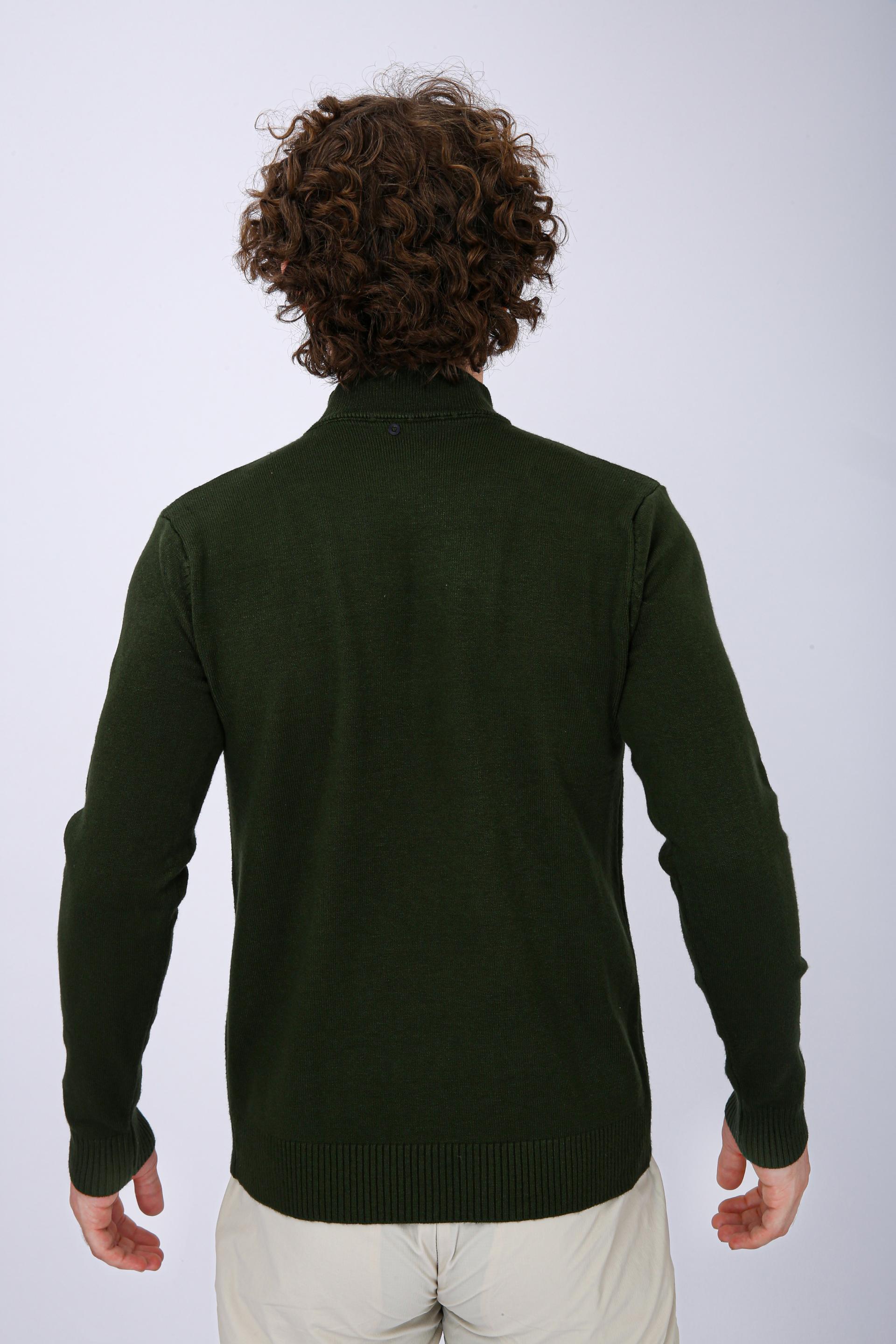 Men's Premium Diamond Knit Turtleneck Sweater - Green Plain Short Neck
