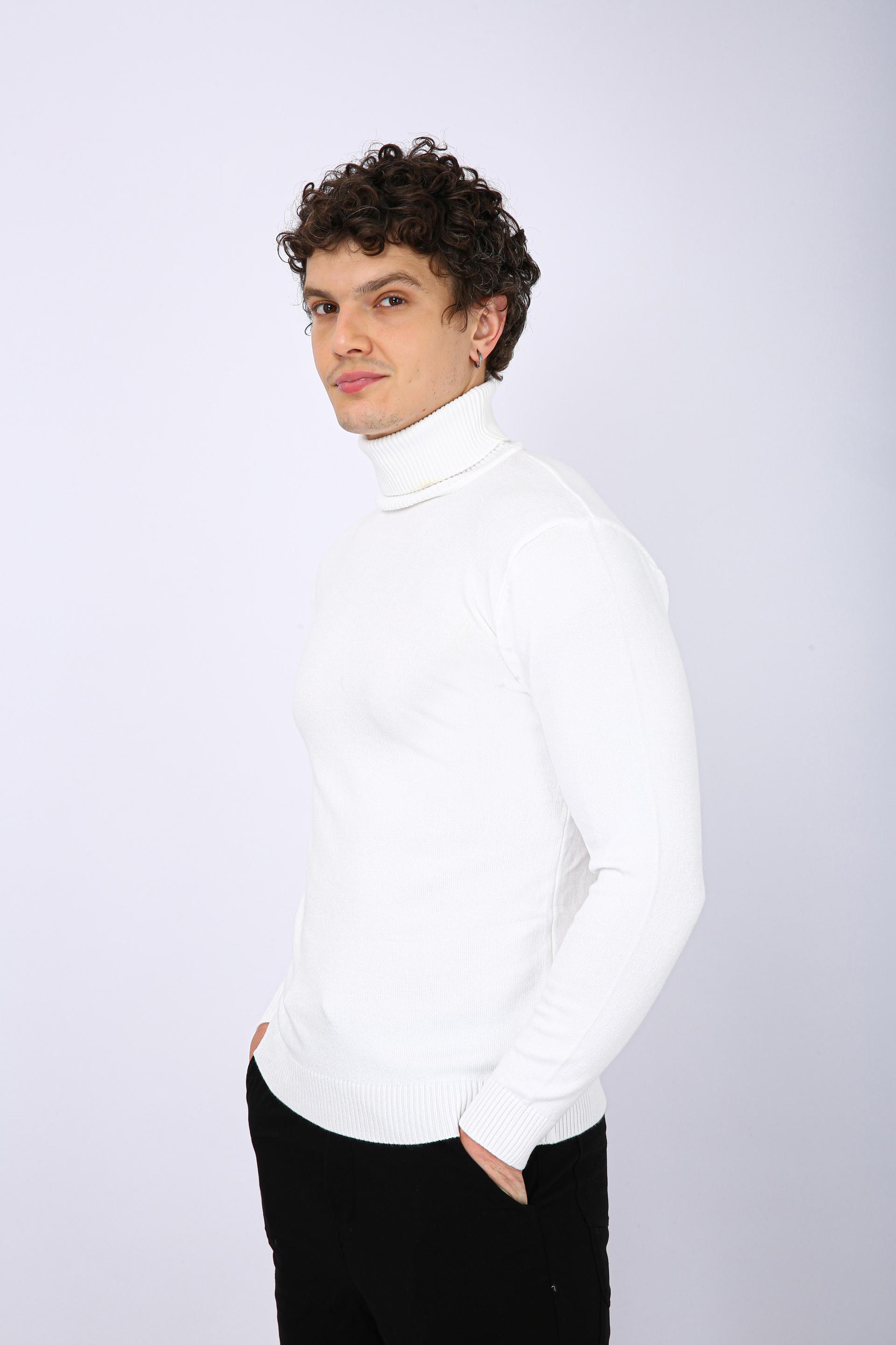 Men's Premium Diamond Knit Turtleneck Sweater - White Long