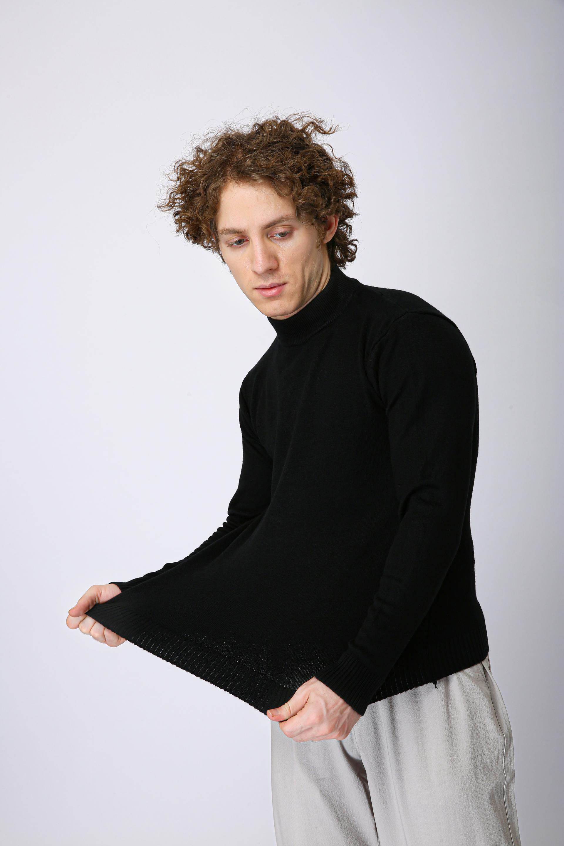 Men's Premium Diamond Knit Turtleneck Sweater - Black Plain Short Neck