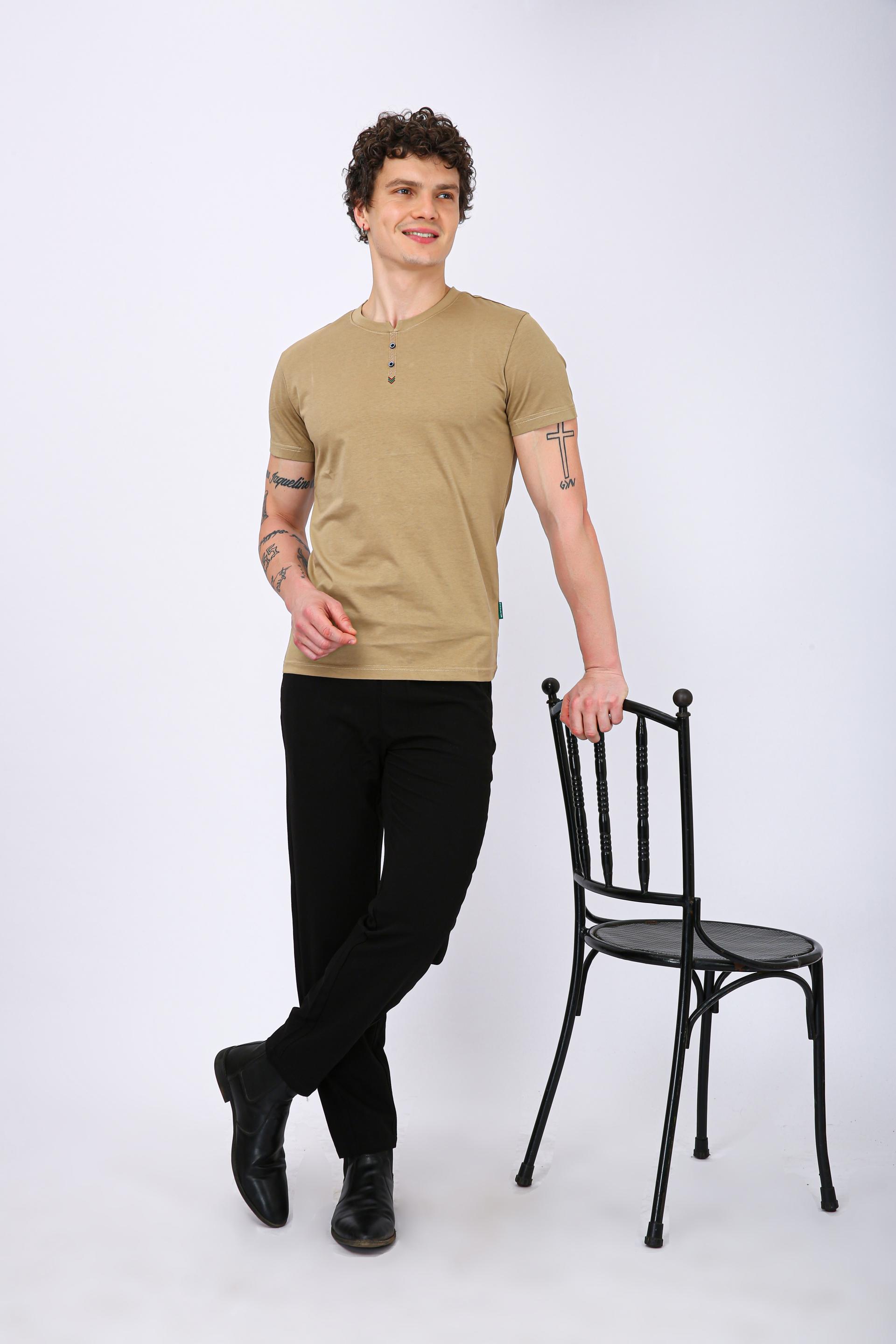 Men's Premium Henley Crew Neck T-Shirt - Chiku