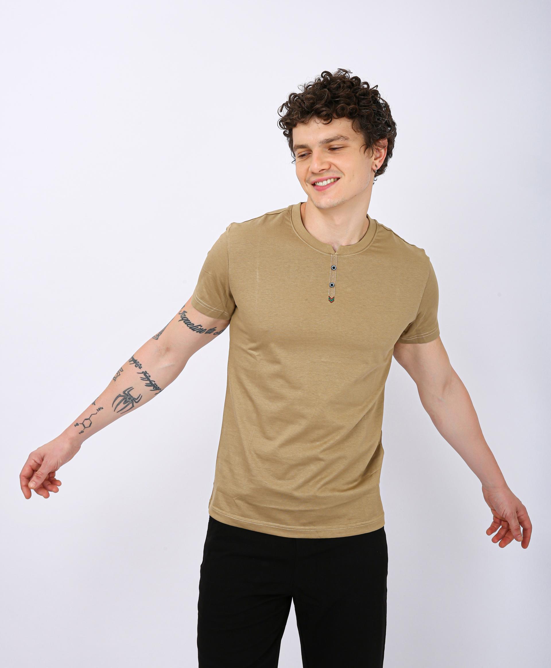 Men's Premium Henley Crew Neck T-Shirt - Chiku